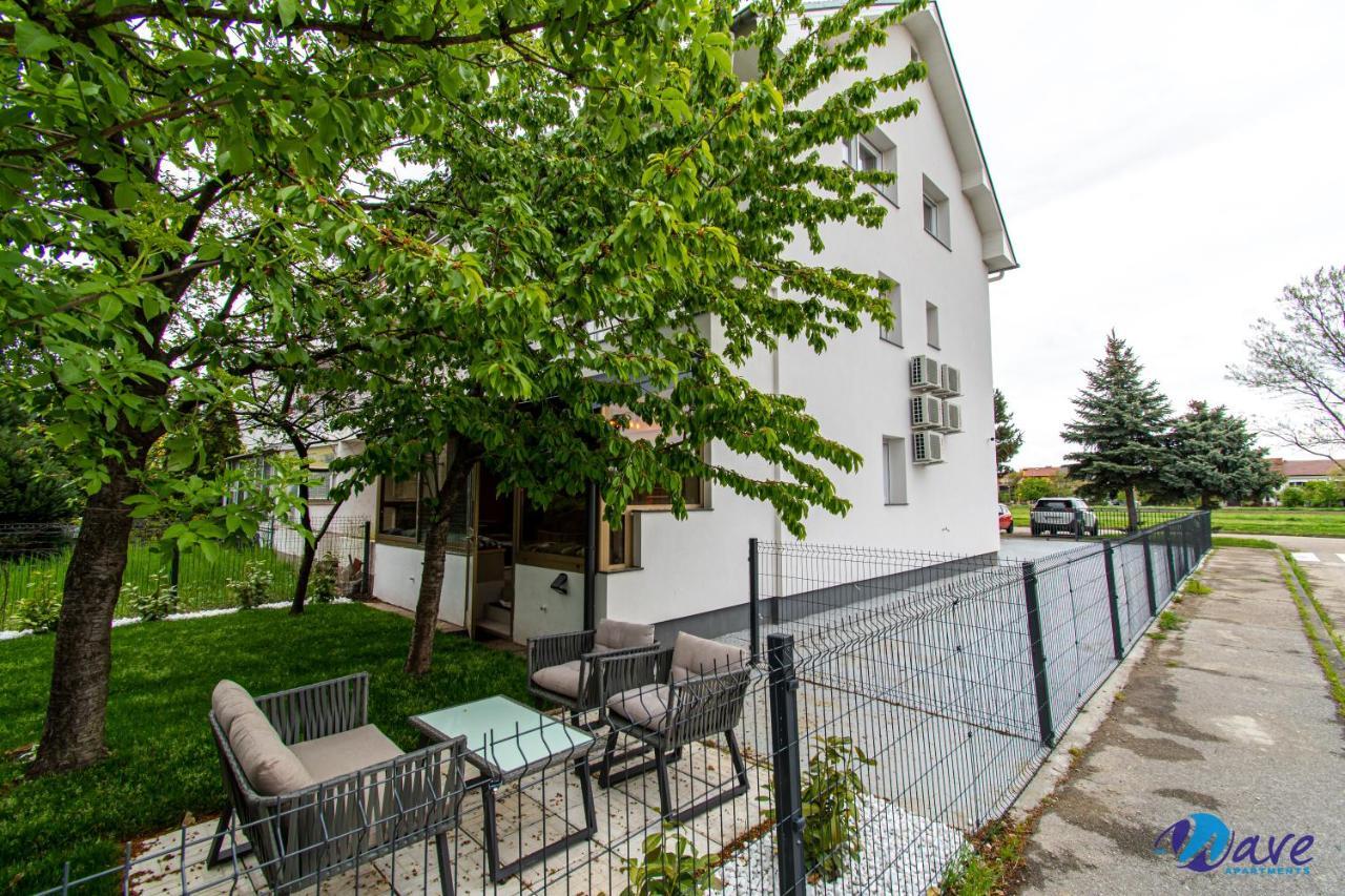Modern Apartments Wave Near The Airport Velika Gorica Zewnętrze zdjęcie