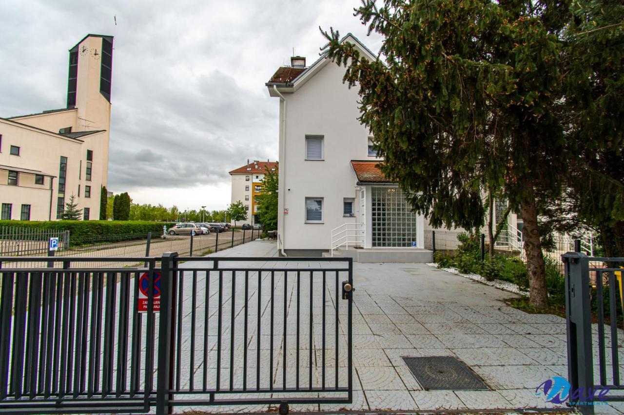 Modern Apartments Wave Near The Airport Velika Gorica Zewnętrze zdjęcie